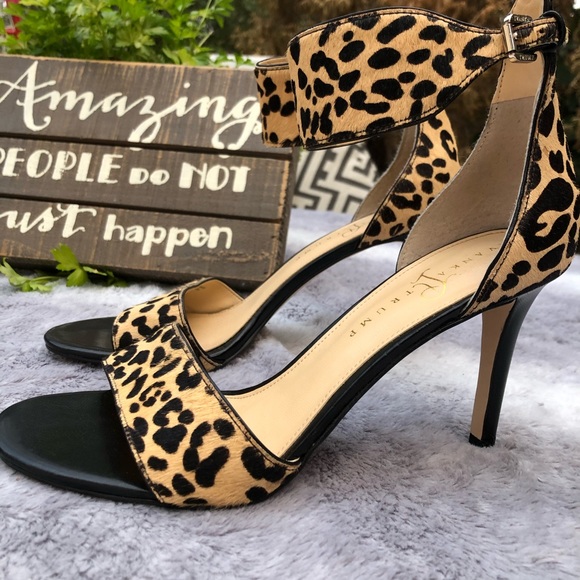 Ivanka Trump Shoes - Ivana Trump Leopard Heels 9